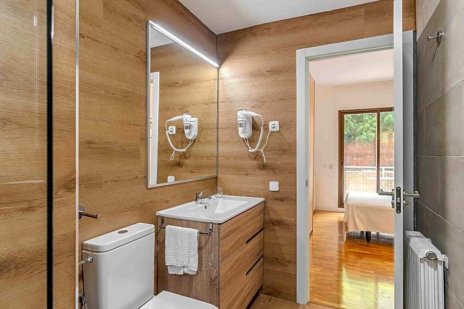 Aparthotel Bertran