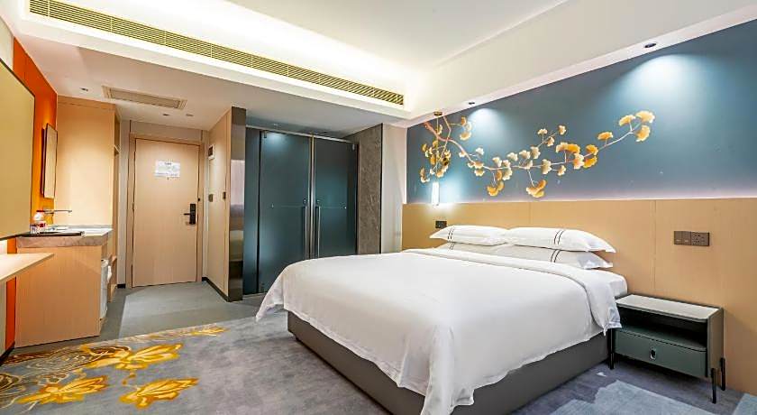WAIFIDEN Hotel - Former Tokai Hotel (Free shuttle bus during Canton Fair)