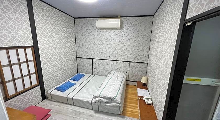 Lucky Hotel