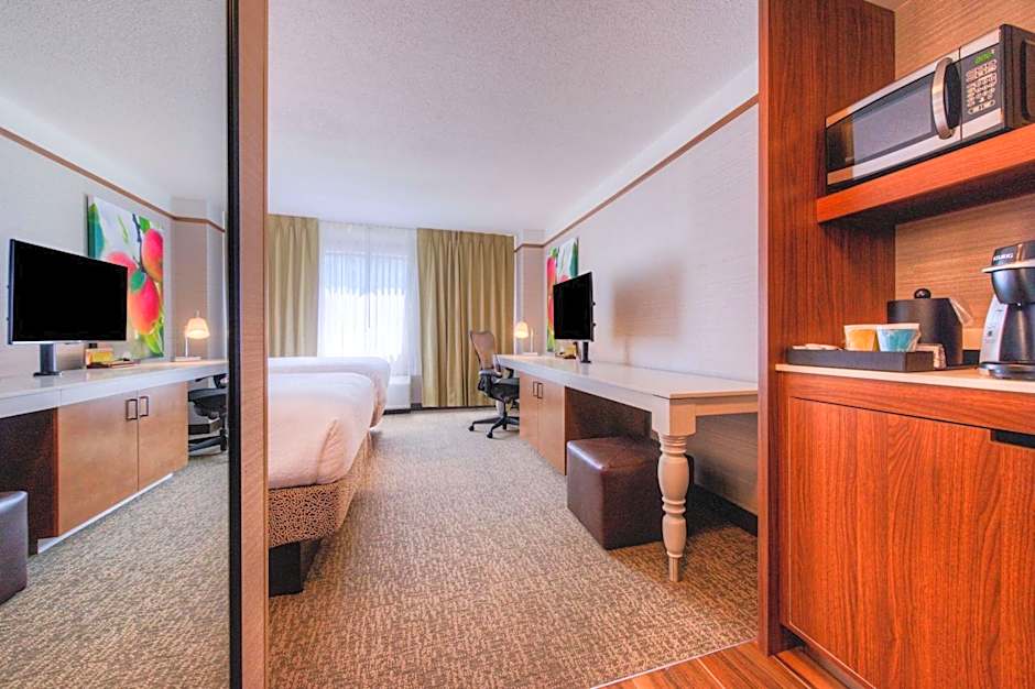 Hilton Garden Inn Southfield