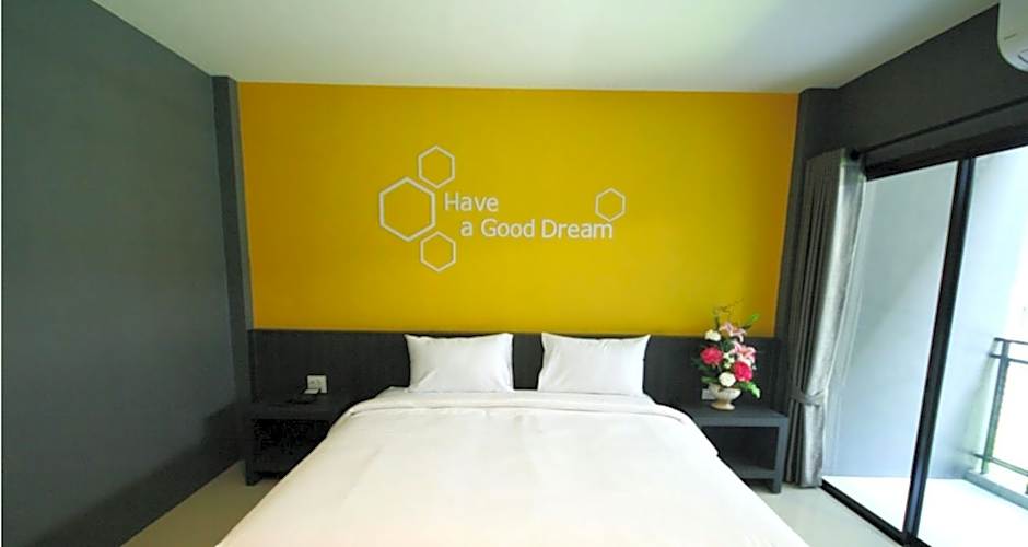 Seven bee boutique hotel (SHA Extra Plus)