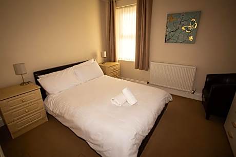 Two-Bedroom Deluxe Apartment