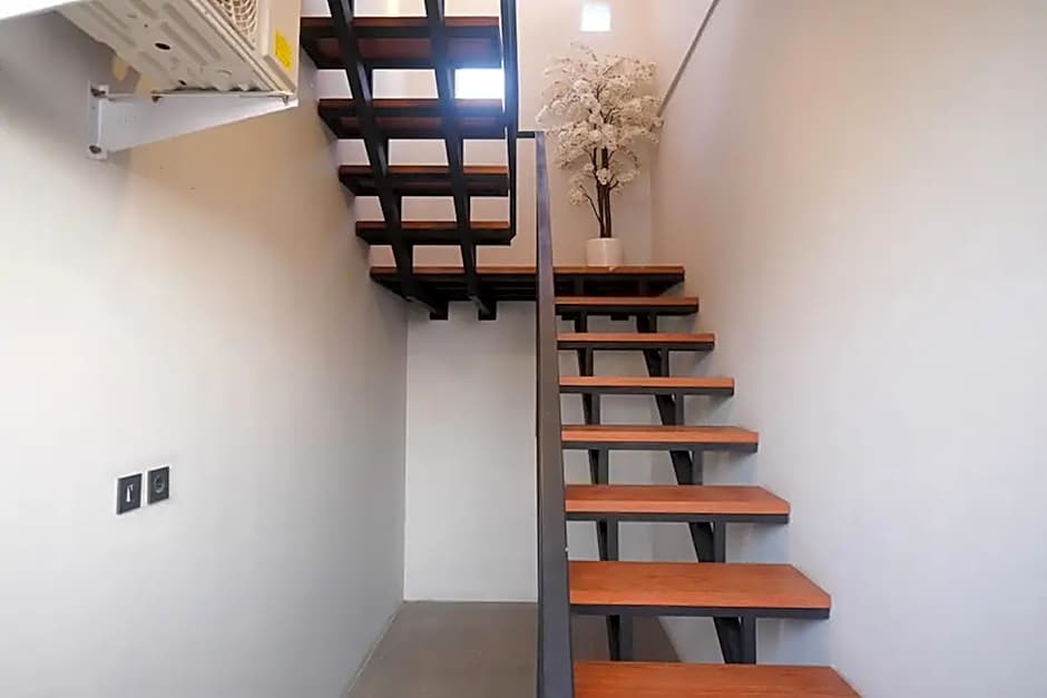 RedDoorz near Klaten Train Station