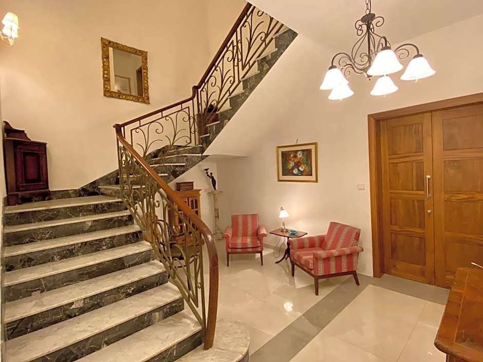 Maltese Garden Villa