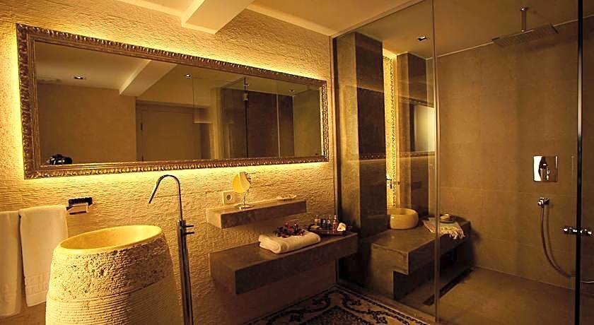 Marti Hemithea Hotel