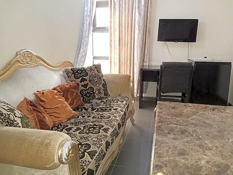 Dreamland Suites
