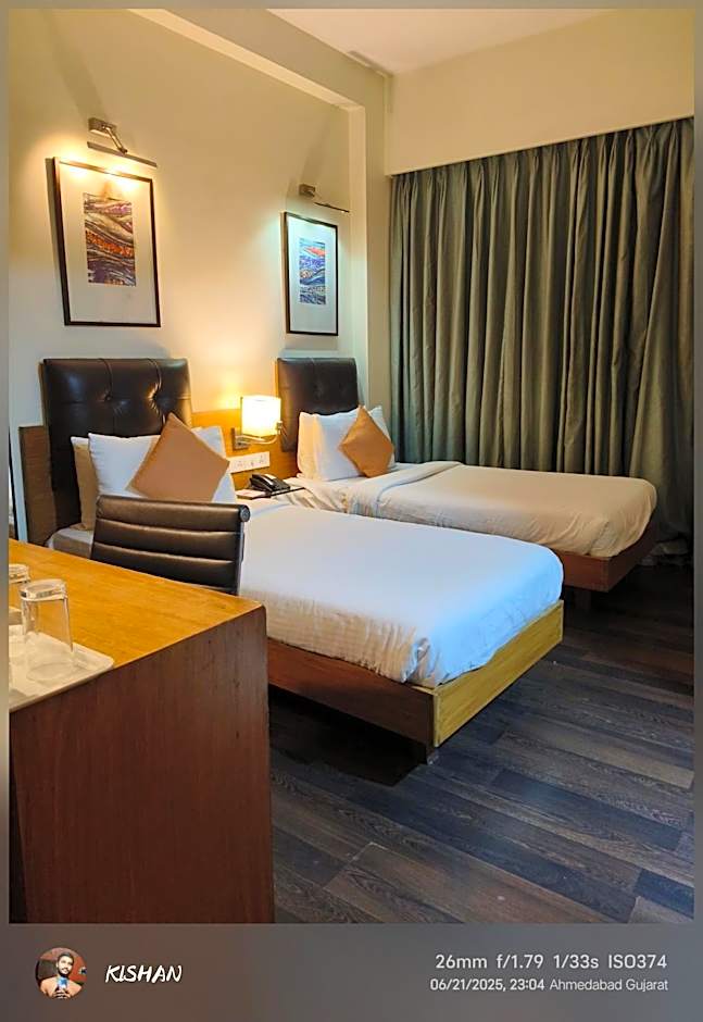 2 Beds — 8 fotoğraftan 1. fotoğraf