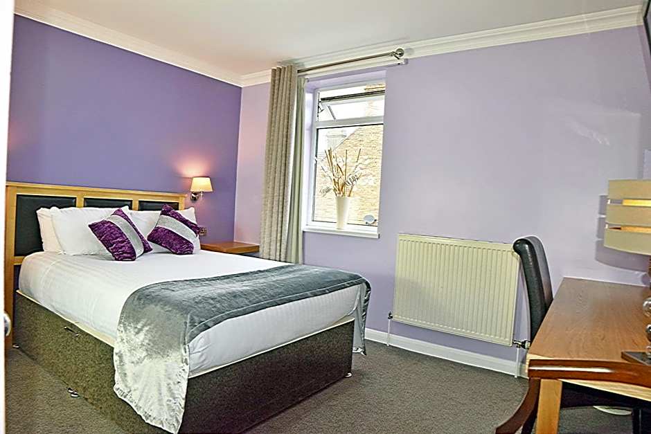 Dovedale Hotel and Restaurant