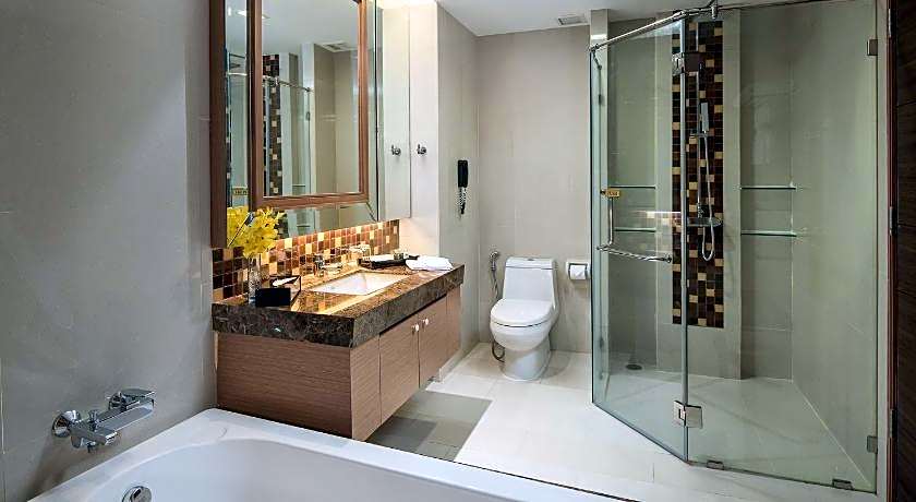 The Berkeley Hotel Pratunam (SHA Plus)