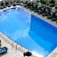Almena Hotel