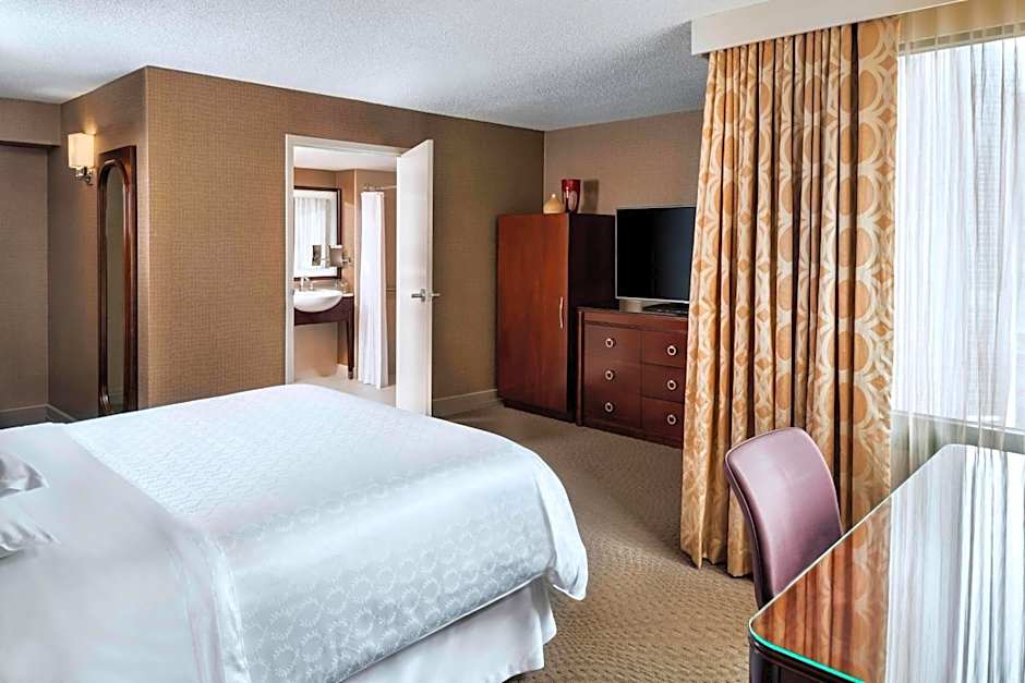 Sheraton Centre Toronto Hotel