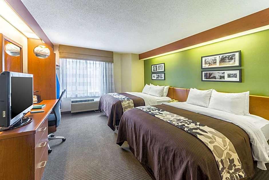 Sleep Inn & Suites Bay View Acme - Traverse City