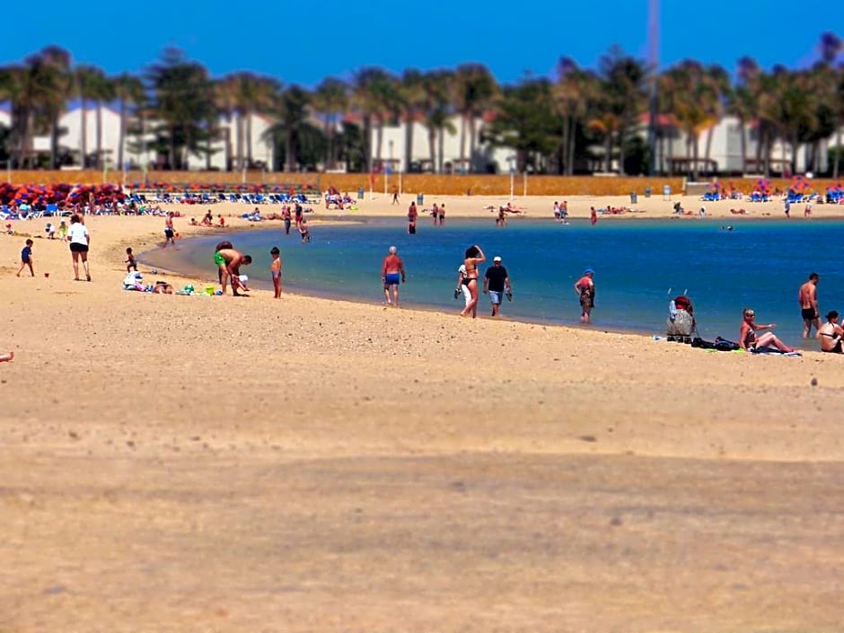 Apartamentos Castillo Beach