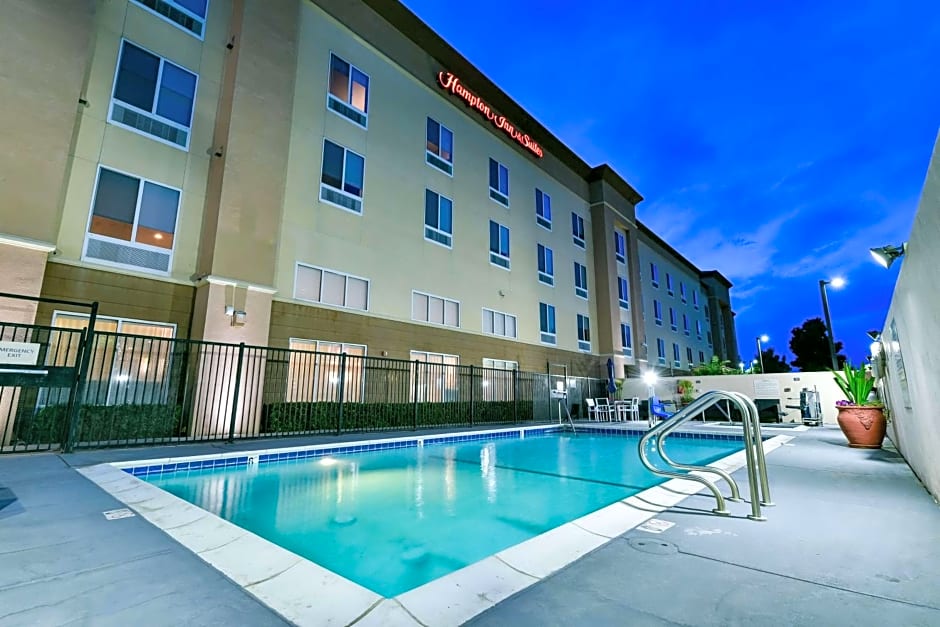 Hampton Inn By Hilton & Suites Pittsburg