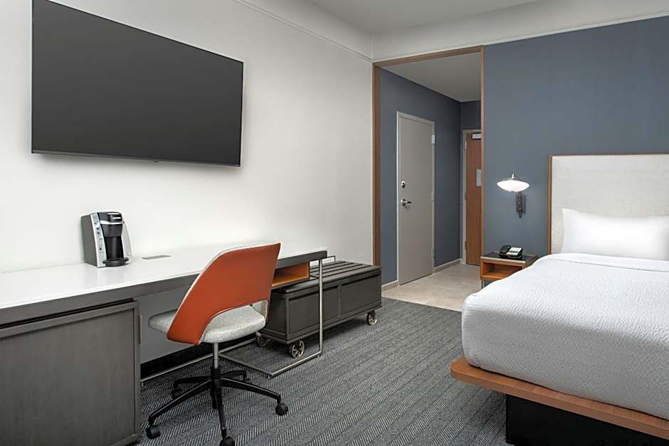 Courtyard by Marriott Savannah Downtown/Historic District