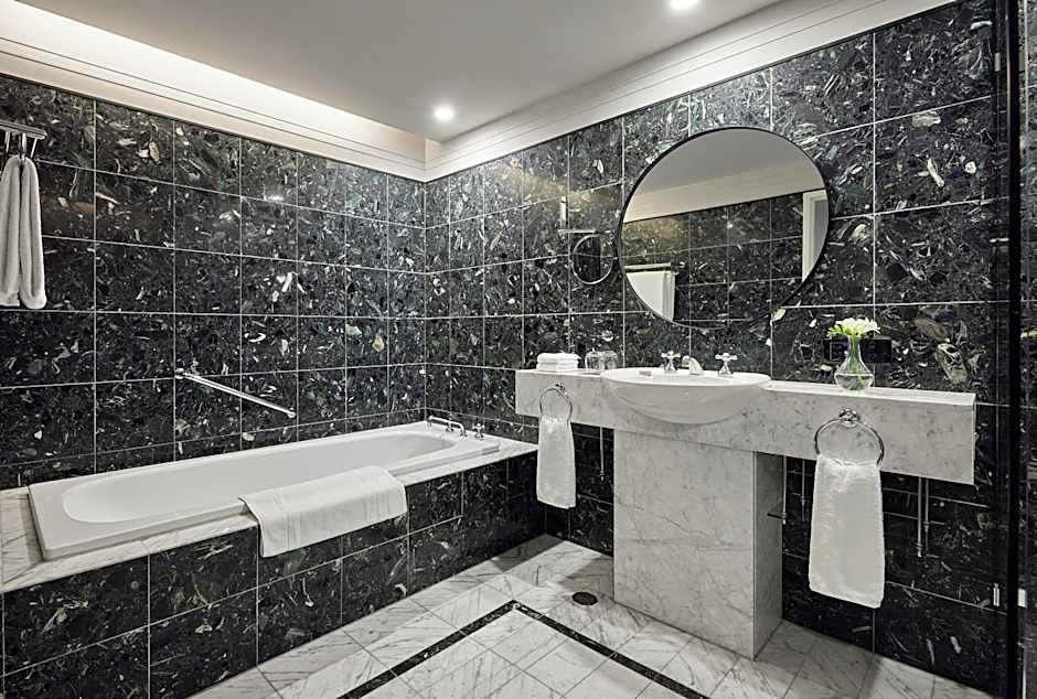 Hyatt Hotel Canberra - A Park Hyatt Hotel