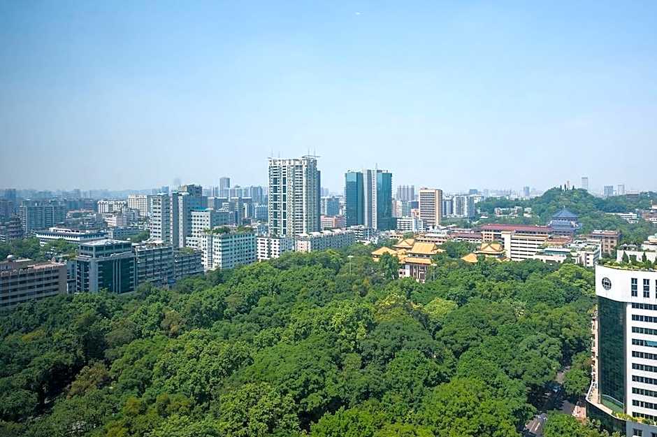 Lemon Tree International Apartment