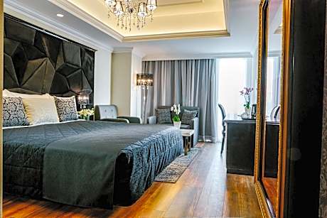 Qbic City Hotel