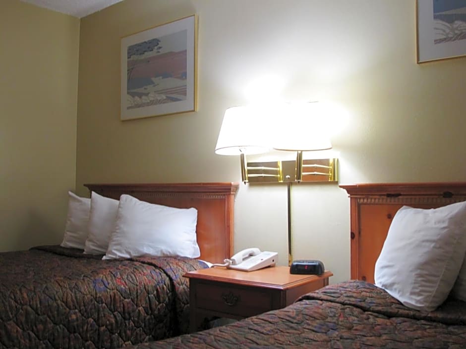 Days Inn by Wyndham Medford