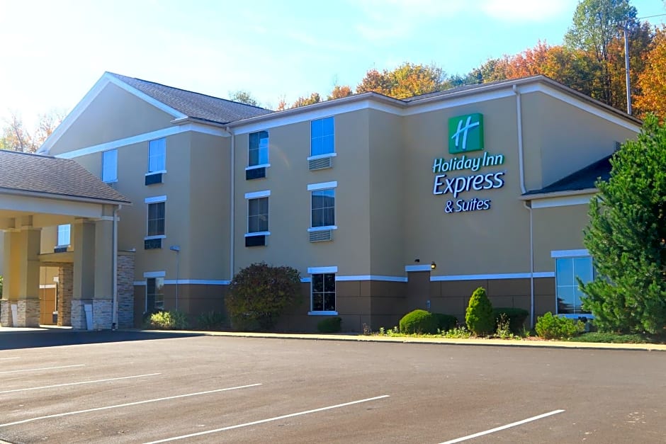 Holiday Inn Express & Suites St Marys