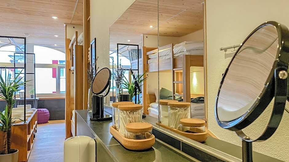 GRAND your home with common kitchens with self check-in