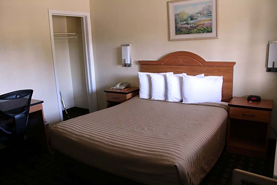 Riverside Inn & Suites Santa Cruz