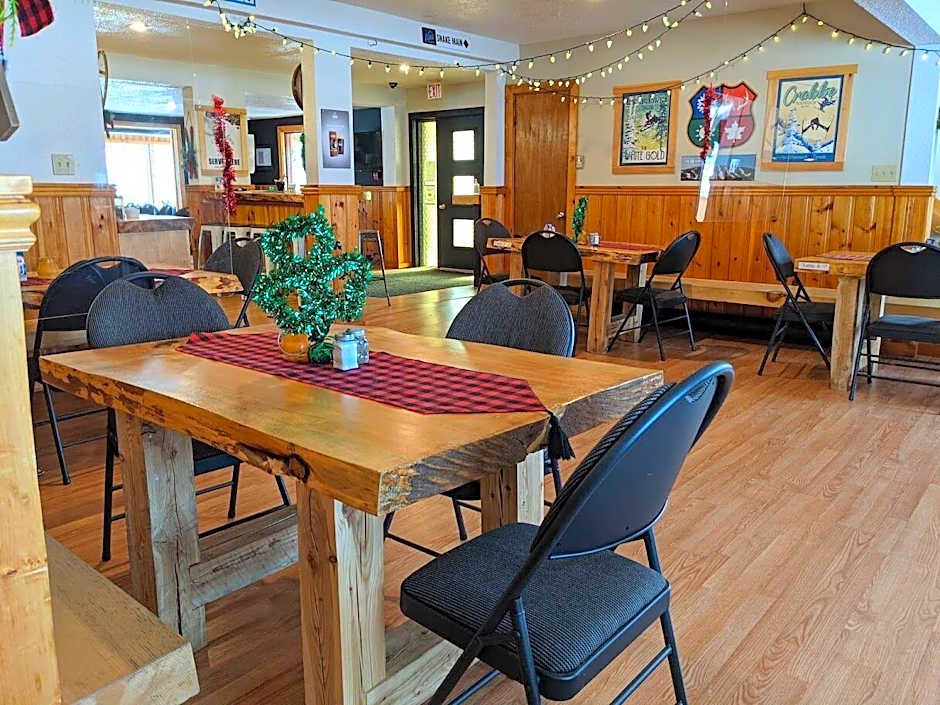 Crabbe Mountain Inn