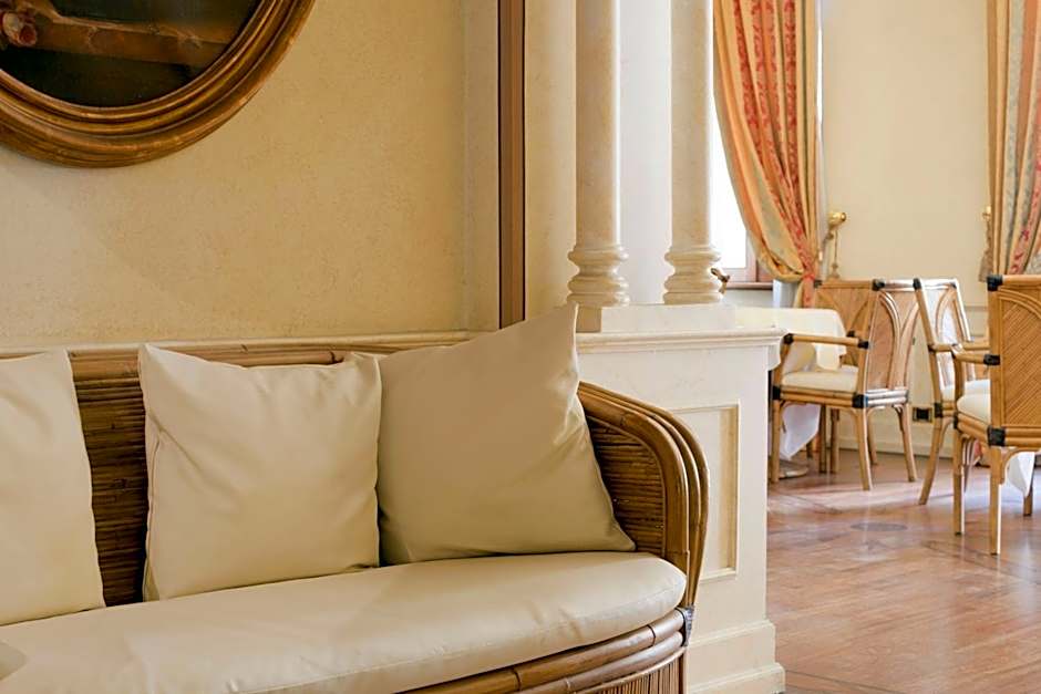 Hotel Milano Regency