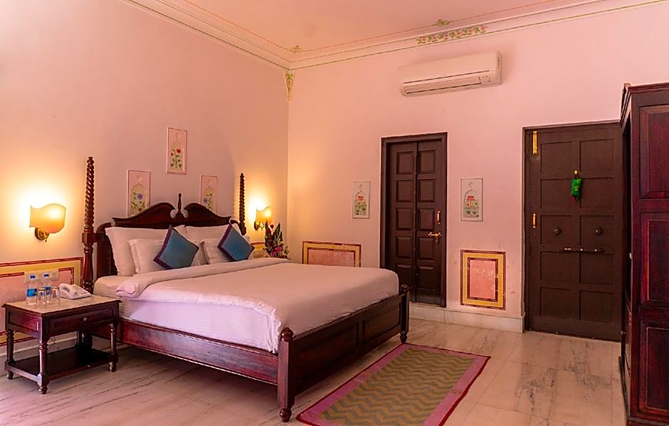 Amar Kothi Hotel