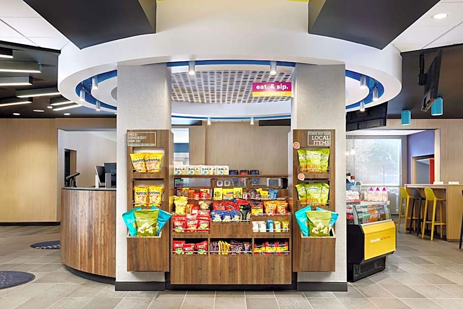 Tru by Hilton Atlanta Northlake Parkway