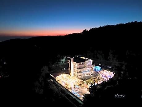 Hotel Rajpur Heights