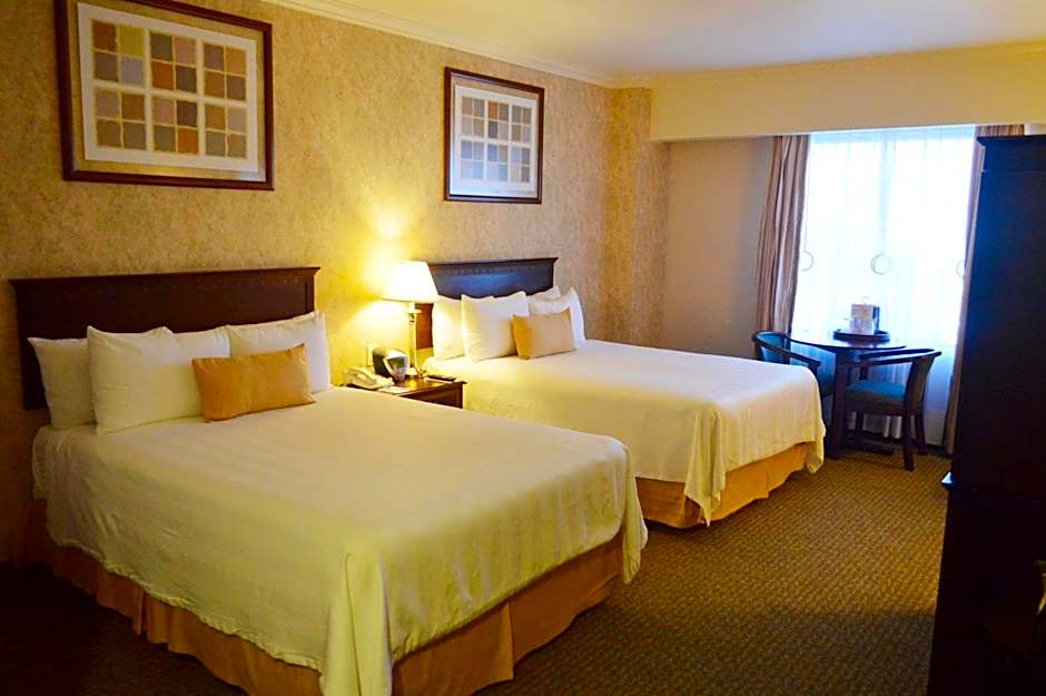 Best Western Plus Nuevo Laredo Inn & Suites