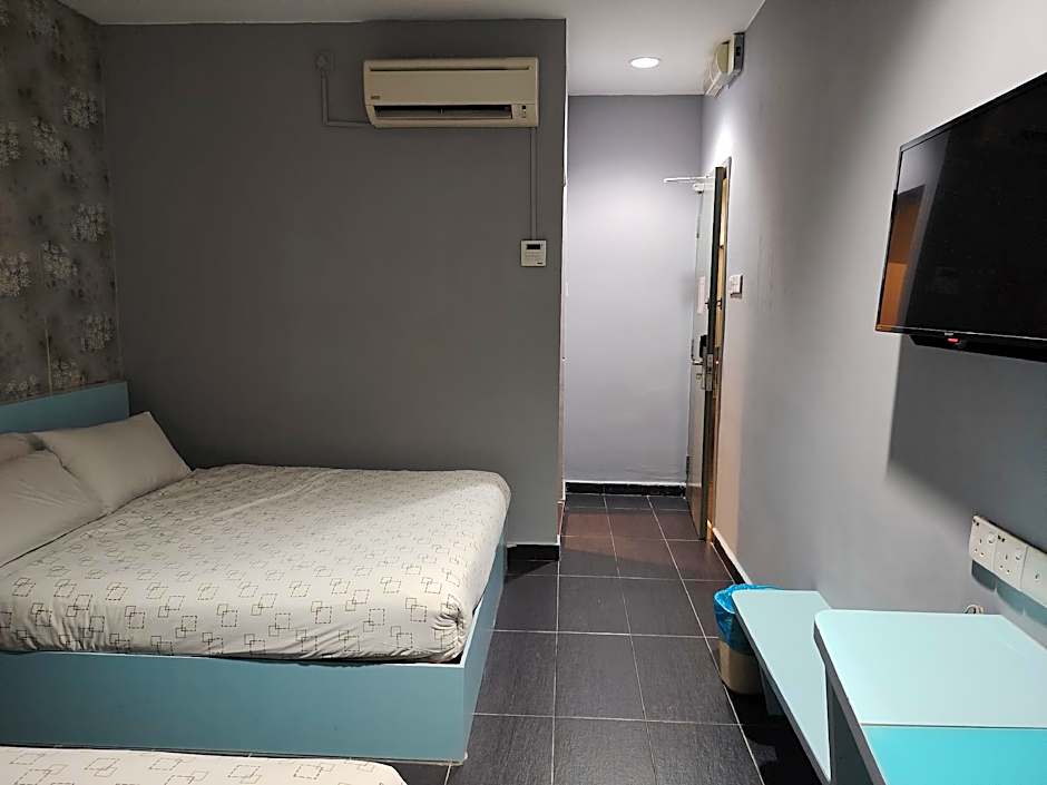 Kozi Hotel - Bukit Indah