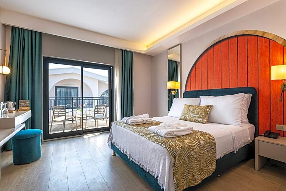 La Benata Beach Hotel