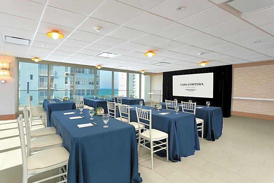 Casa Costera, Isla Verde, Apartments by Marriott Bonvoy