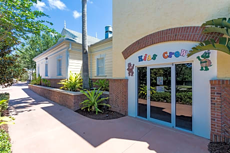 Reunion Resort by 1791 Vacation Experience