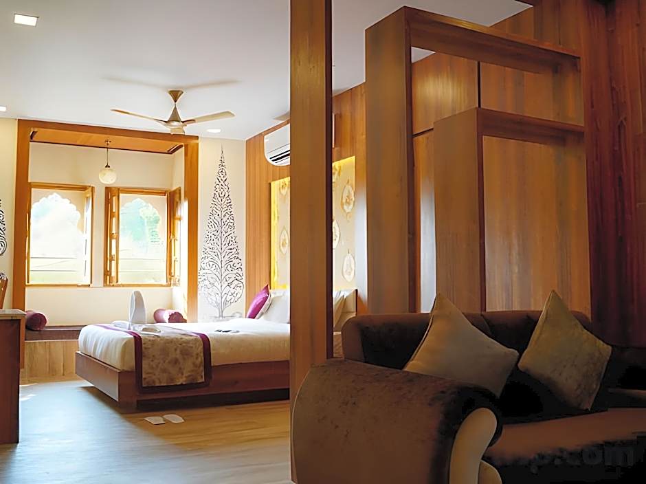 Shreeji Palace by Asapin Hotels