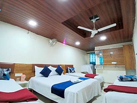 hotel yogeshwar