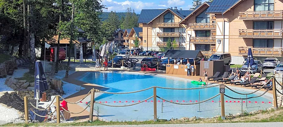 APARTAMENT w PLATINUM MOUNTAIN Z PARKINGIEM