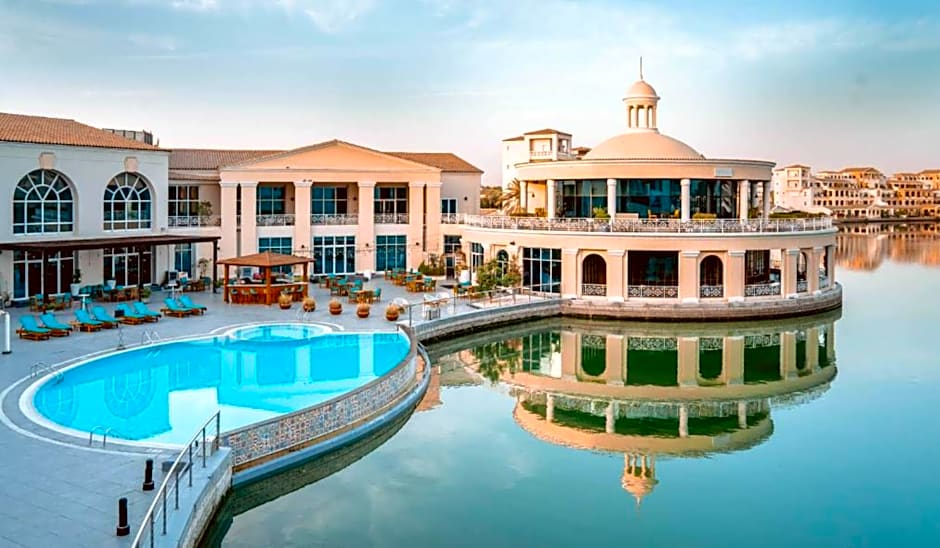 Millennium Lakeview Hotel