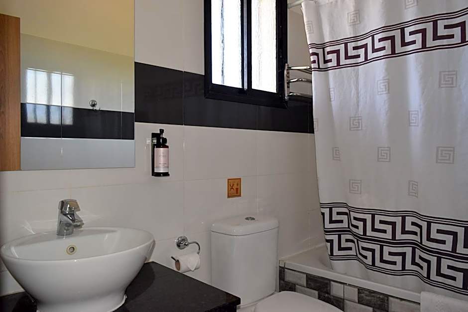 Anna Hotel Apartments
