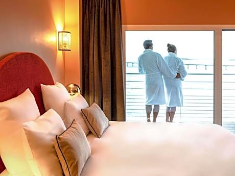 Privilège Double Room with Balcony and Sea View