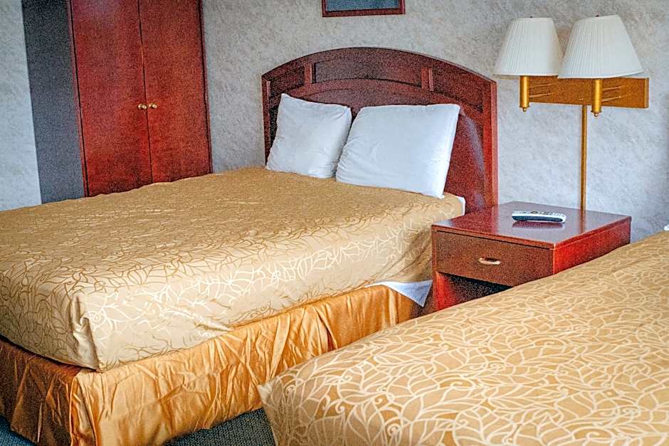 Colfax Inn by Marifah
