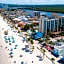 Walkabout 1 Tower Suite in the heart of Hollywood Beach