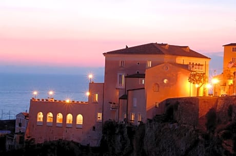 Hotel Ristorante Le Clarisse