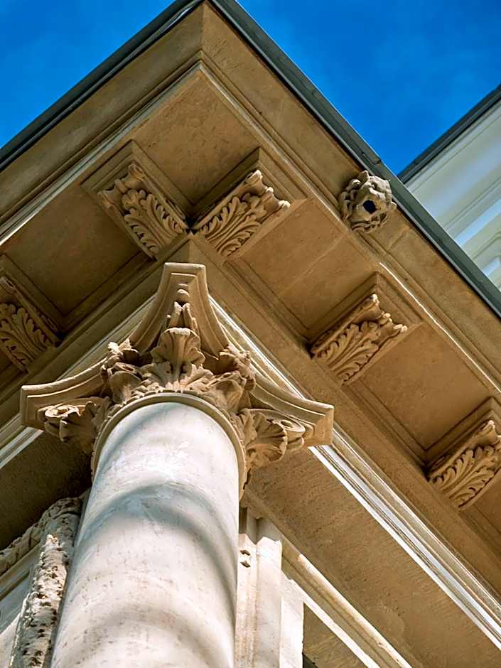 Hotel Altus Palace - Destigo Hotels