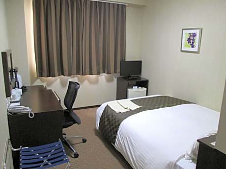 Standard Single Room - Smoking