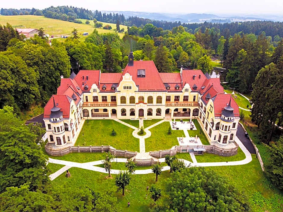 Rubezahl-Marienbad Luxury Historical Castle Hotel & Golf-Castle Hotel Collection