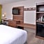 Holiday Inn Express Hotel and Suites Stevens Point By IHG