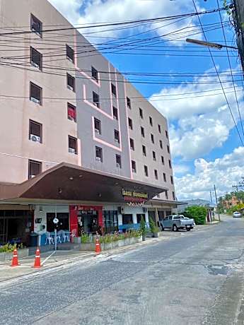 Centerpoint Hotel